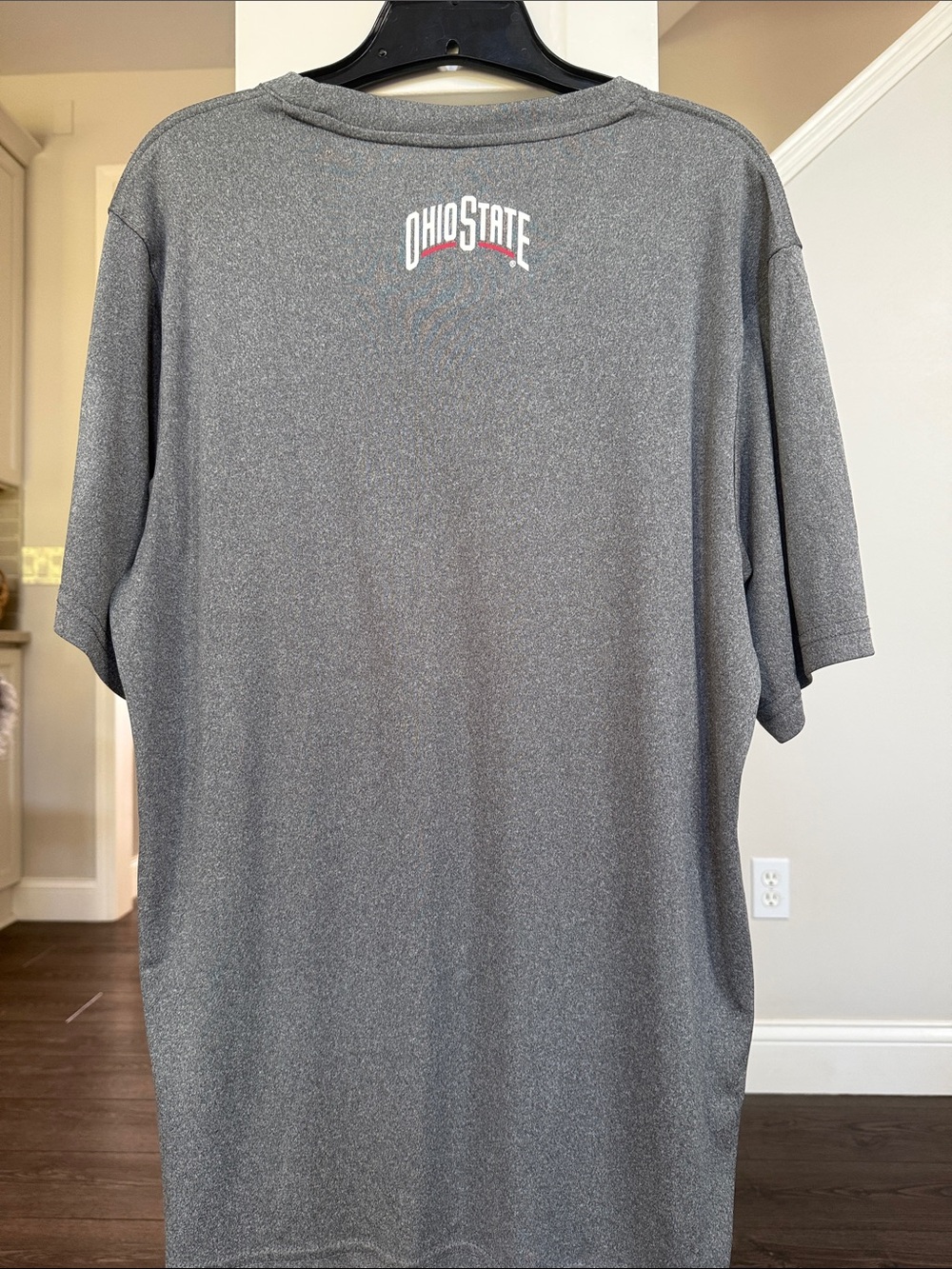 Colosseum Mens NWOT Ohio State Buckeyes Gray Short-Sleeve Performance T-Shirt L - Picture 4 of 6